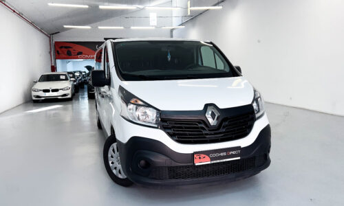 RENAULT TRAFIC PASSENGER EDIT. 9 LAR. 56 N1 Energy dCi 125 TT E6 de ocasión en Coches Direct